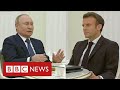 Presidents Macron and Putin discuss "how to avoid war” in Ukraine - BBC News