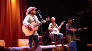 Road Trippin - Josh Abbott