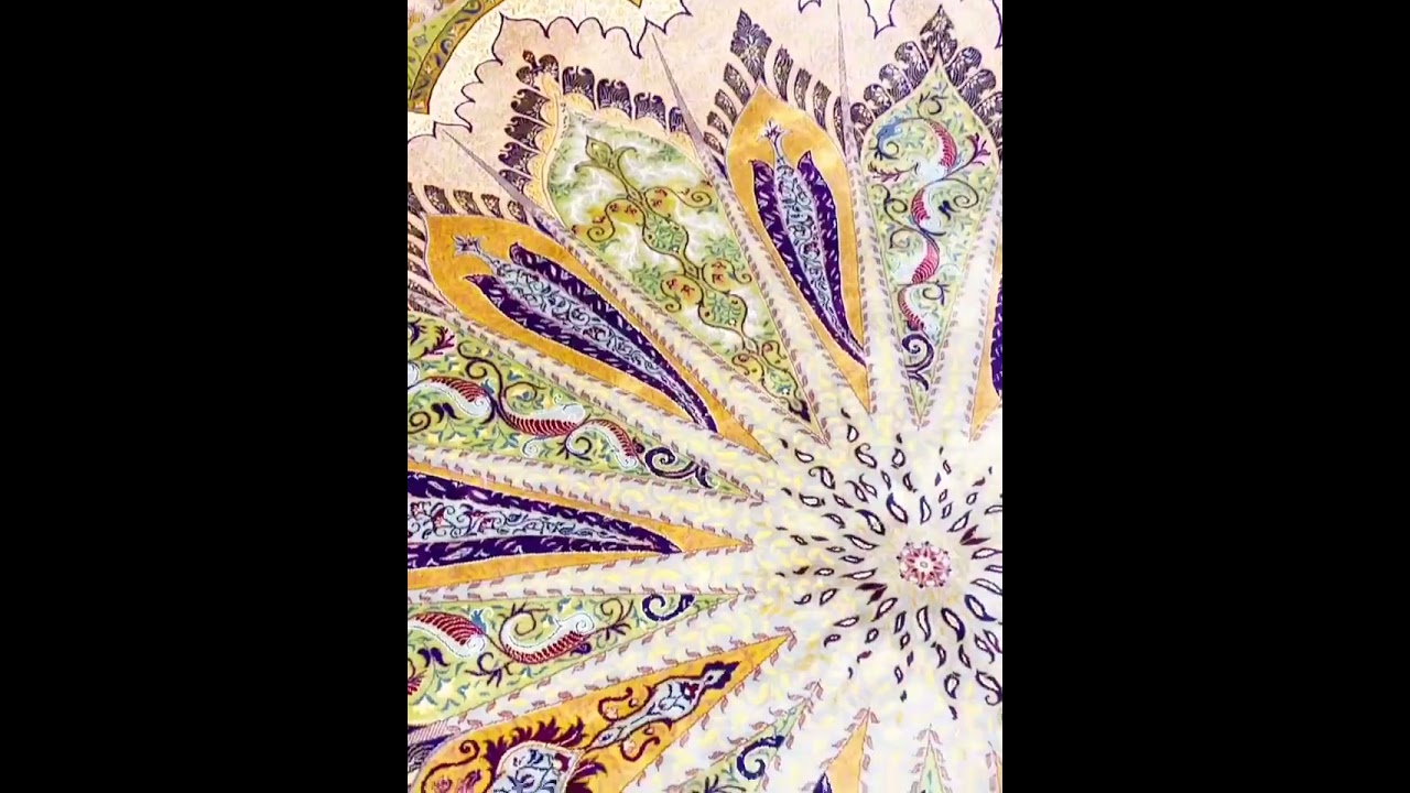 6x9ft Luxury Hand Knotted Turkish Silk Carpet from Yilong is for sale now.  