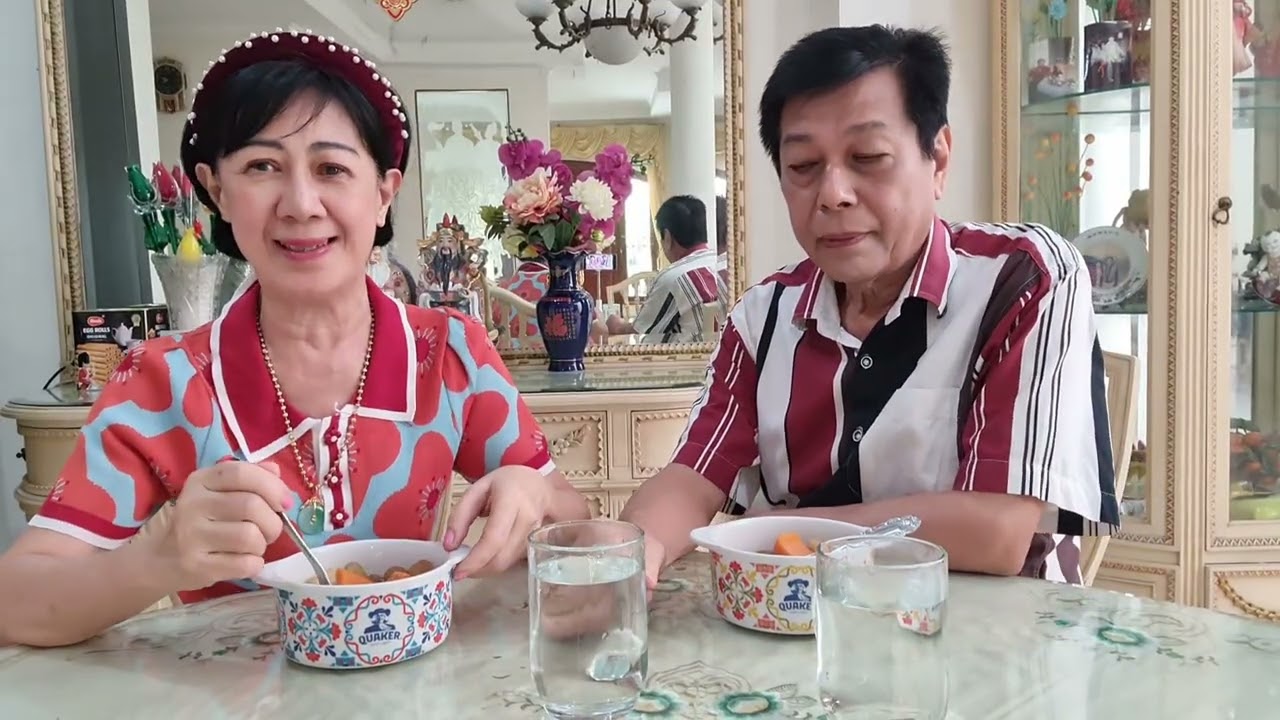 Sarapan pagi Locupan!! dan masak kolak makan