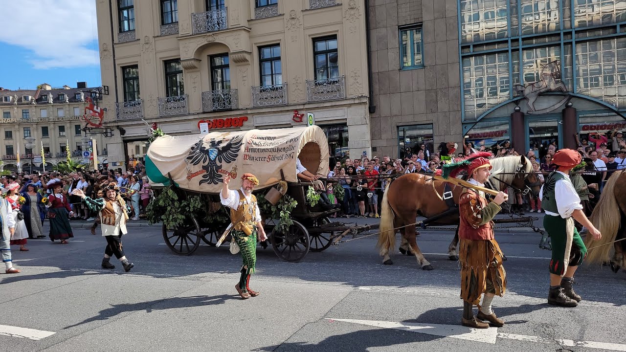 3. Trachten und Schützenzug zum Oktoberfest 17.09.2023 Teil 3/9 KarlsplatzStachus München 3. Trachten und Schützenzug zum Oktoberfest 17.09.2023 Teil 3/9 KarlsplatzStachus München