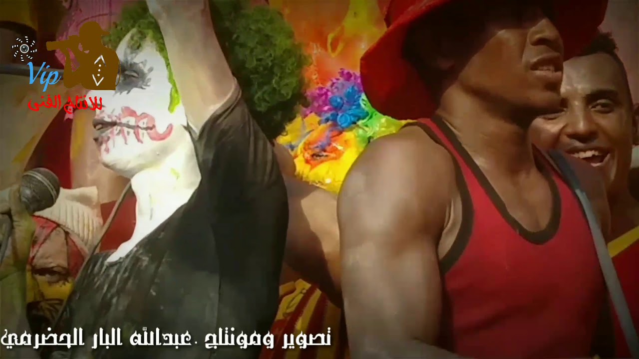 فلوق1.جماهير ومشجعي فريق تضامن الشحر(المحط) في المباراه النهايه من دوري الفقيد الراحل حسين ابوبكر ال