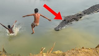 10 Most Dangerous Places To Swim!