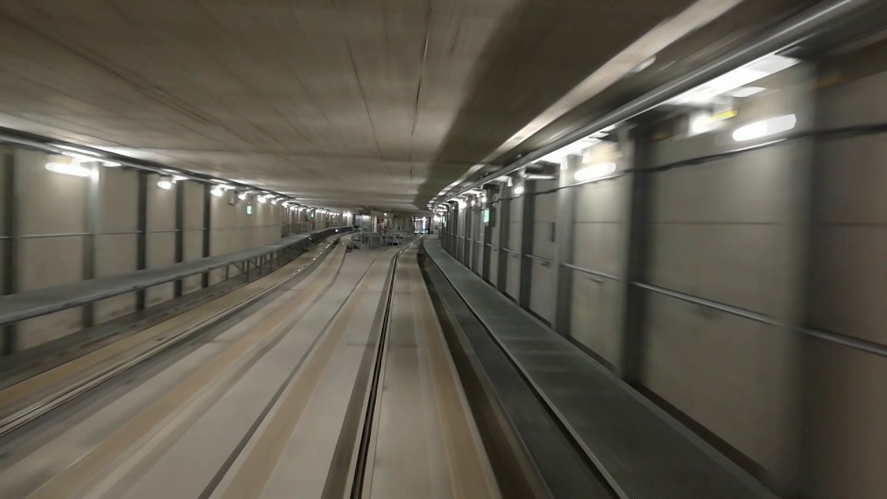 Mini U-Bahn am Flughafen München zum Satellitenterminal