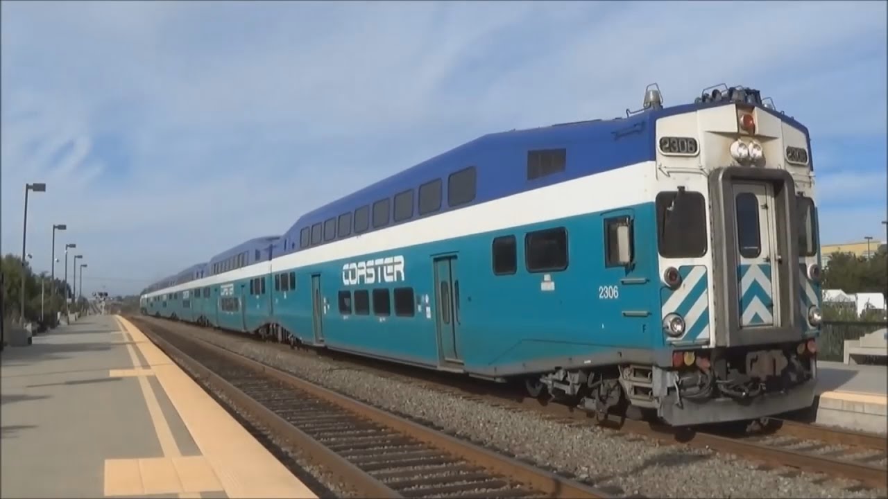 Railfanning Carlsbad Poinsettia - 1/18/15