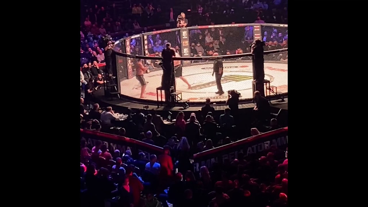 BELLATOR 269  Минаков досадное поражение , сломал палец !