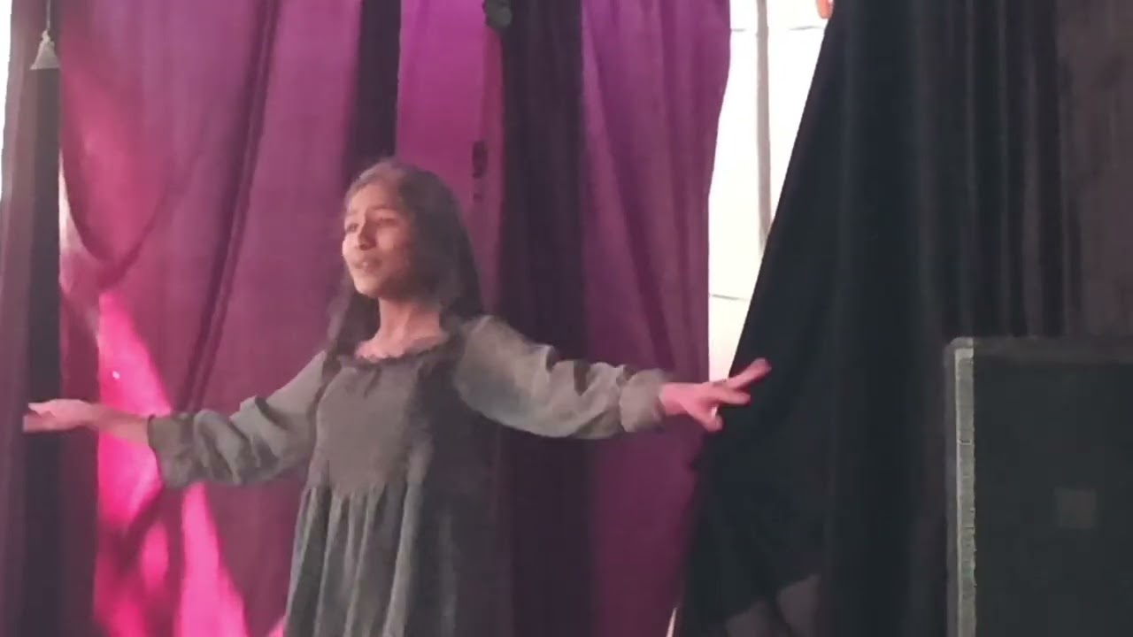 आचार्य विद्यासागर गुरुवर है नृत्य 