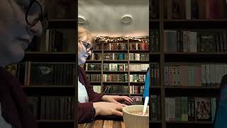 Écrire au cœur d’une librairie ✨