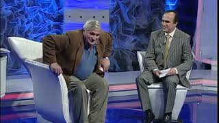 : Mixha Rame k"endon k"eng"en e par"e  dhe tregon: U l"eshova me parashut"e 5 her"e 