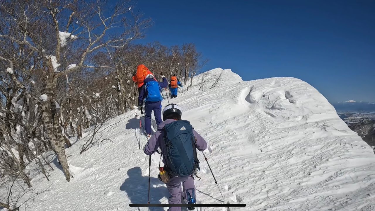 SUPER SESSION 夏油高原スキー場バックカントリーとグルーミングスキーセッション　2月の緩い雪でトレーニング　元アルペンスキースキーヤーガイド