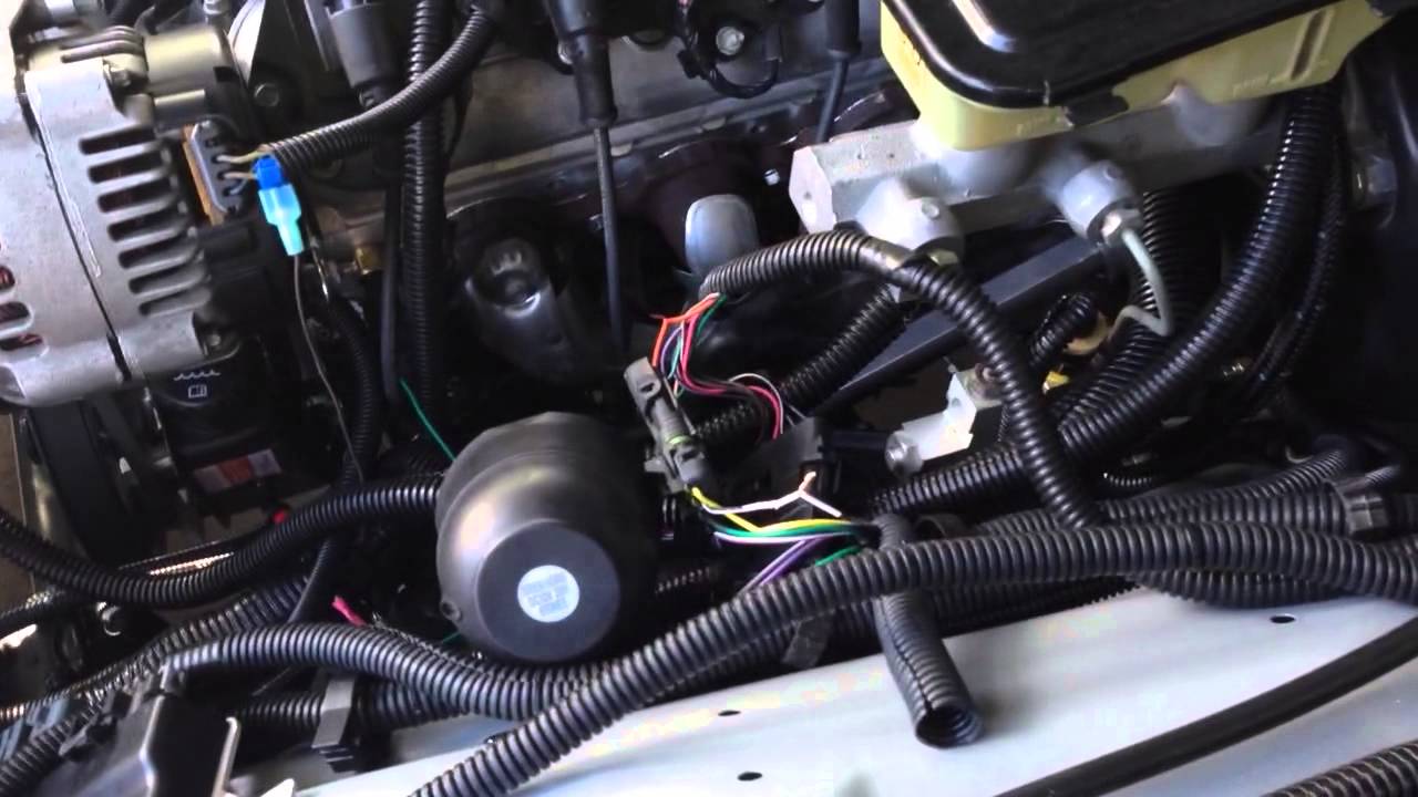 96 Impala SS LQ4 swap Running - YouTube