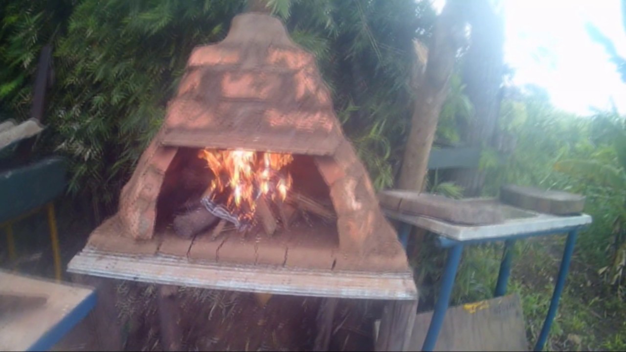 fazendo forno de barro para pizzas , pães e carnes YouTube