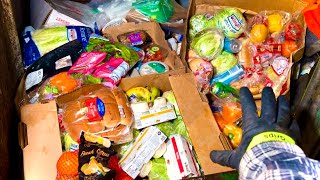 Dumpster Diving Aldi #81 Free Grocery Shopping!