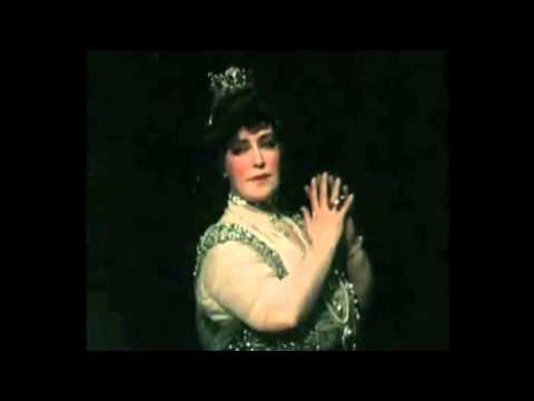 Lillian Russell - Famed American Beauty, Actress and Singer of the Gay Nineties