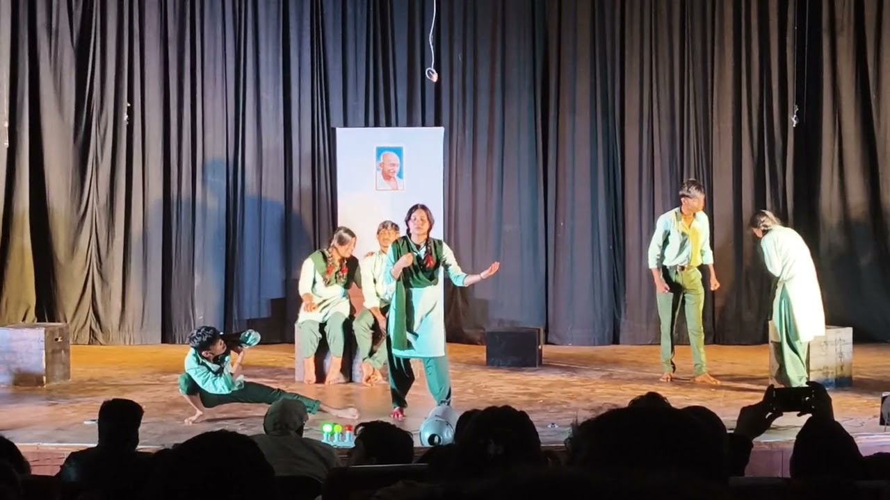 Thoughts of Mahatma Gandhi Brought to Life | Skit by UCET | JHOOMAR 2025 | @UCETUnfiltered