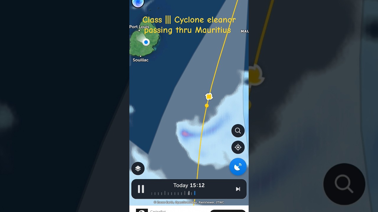 Class 3 cyclone Eleanor passing thru Mauritius #youtubeshorts #cyclone #youtubeshortsvideo
