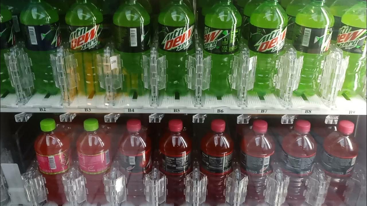 Dixie Narco (MTW) BevMax 4 Glass Front Vending Machine Mall Of