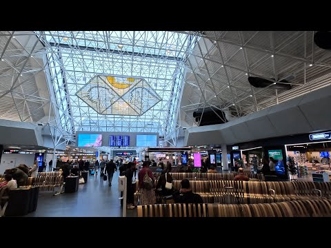 Video: Guía del aeropuerto Reykjavik-Keflavik de Islandia