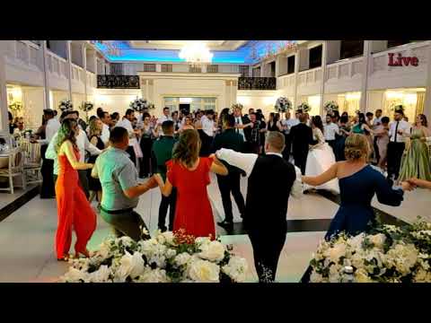 Formatia Global Cerul are multe stele live