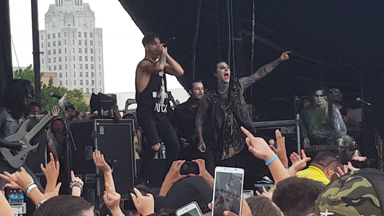Motionless in White ~ Abigail (feat. Spencer from Ice Nine Kills)