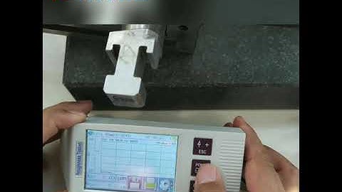 Surface roughness tester testing curved surface