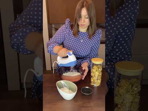В этот торт нельзя не влюбиться, поэтому его нужно обязательно готовить! #торт #морковныйторт #еда