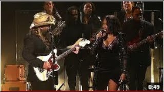 Jennifer Hudson Takes the 2021 CMA Awards to Church with Aretha Franklin's 'You Are My Sunshine'