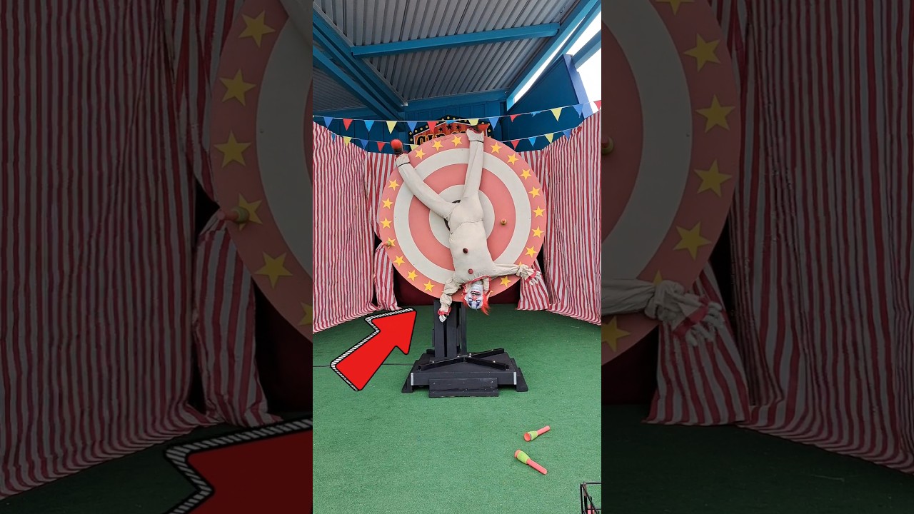 Halloween Midway Games at Knott's Berry Farm 