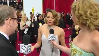 Famous La Entrega del Oscar® | Carmen Ejogo Profile