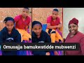 Omusajja bamukwatidde mubwenzi yalimbye mukaziwe nti agenda ku garrage