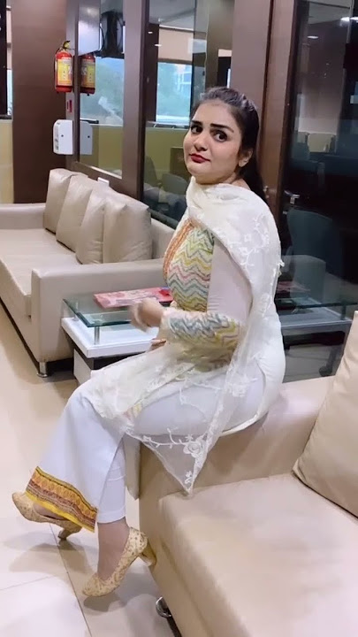 kesi lagi? 😂 Funny aunty video. #viral #tiktok #pakistani #girl #shorts #trending