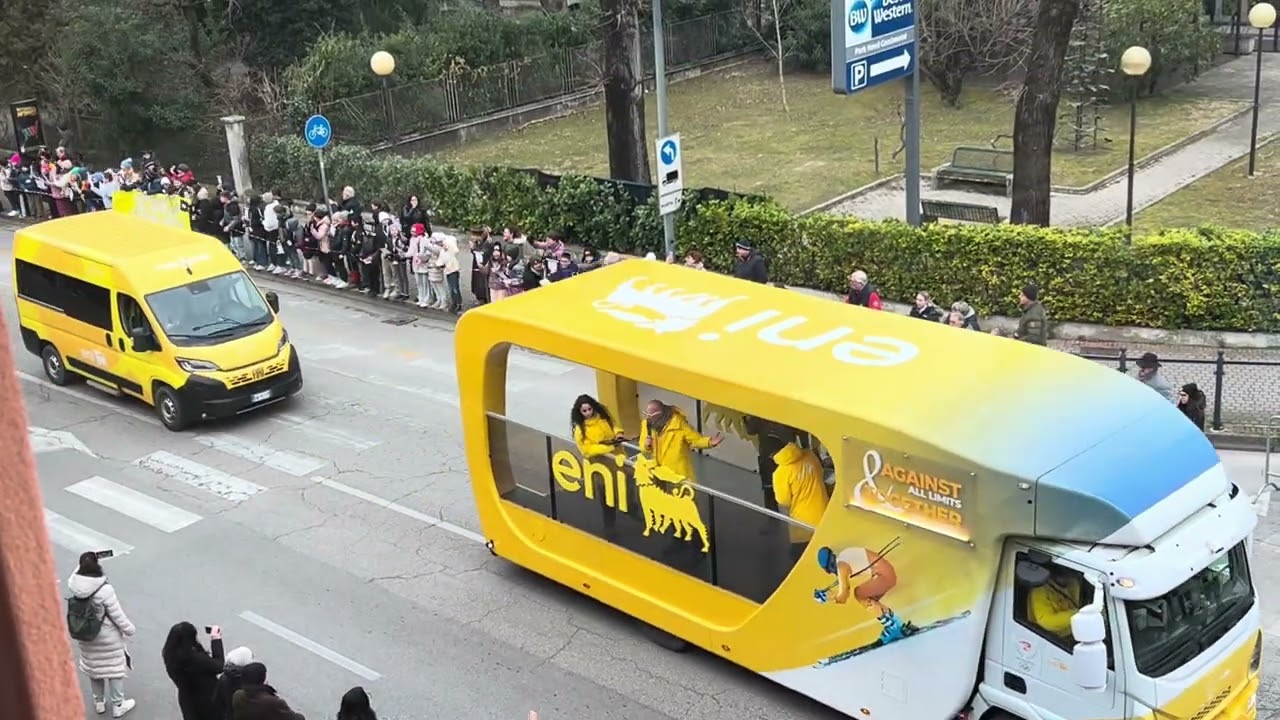La fiamma olimpica Milano Cortina 2026 passa a San Donà di Piave. Vista dall’alto di Via Vizzotto 