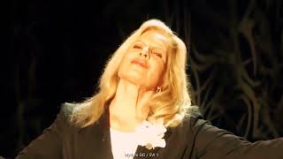 Sylvie Vartan   Blanches nuits de satin   Nice 4 08 2013