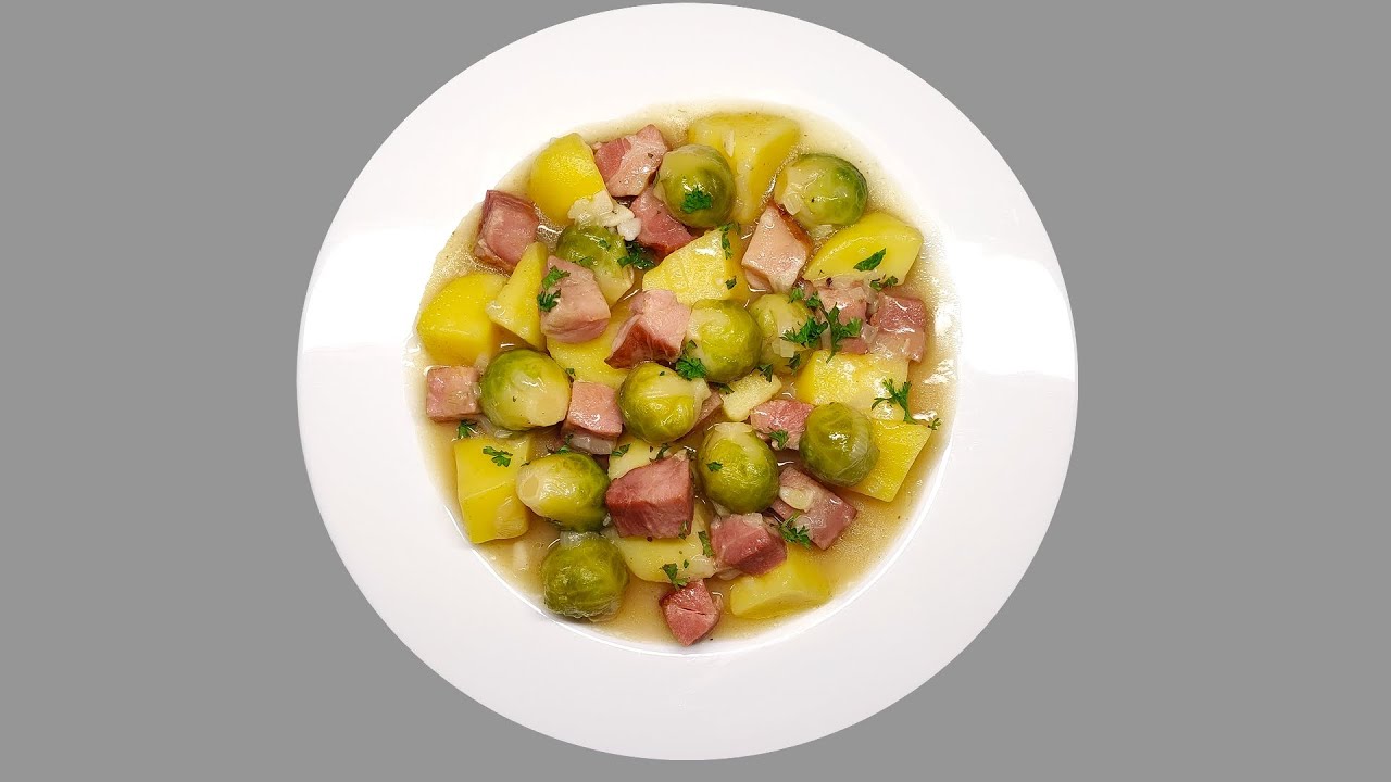 Růžičková kapusta s bramborem a uzeným masem recept