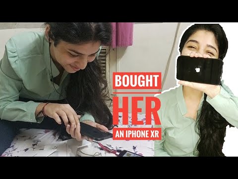 Video IPHONE XR for my Sister???? | #MoreMau - youtube