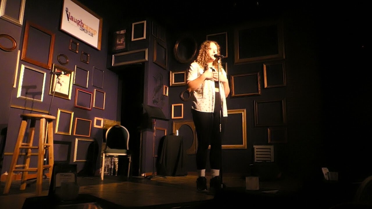 Shar Sanchez performing poetry @Camp Bar open mic Sep 18th 2023