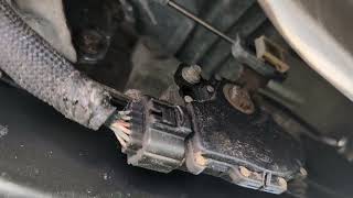 Five Minute Fix 53 - Replacing MLPS or Neutral Safety Switch 1997 Ford E-150 Econoline Van