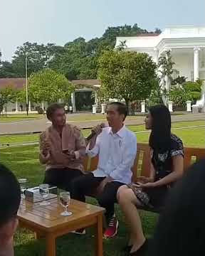 Presiden Jokowi freestyle rap