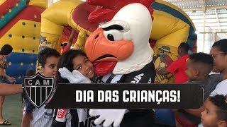 Criançada se diverte com o Galo Doido na Vila Olímpica e no Labareda (12/10/2018)