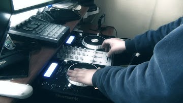 Scratch With Numark Mixdeck Express - DjPolako