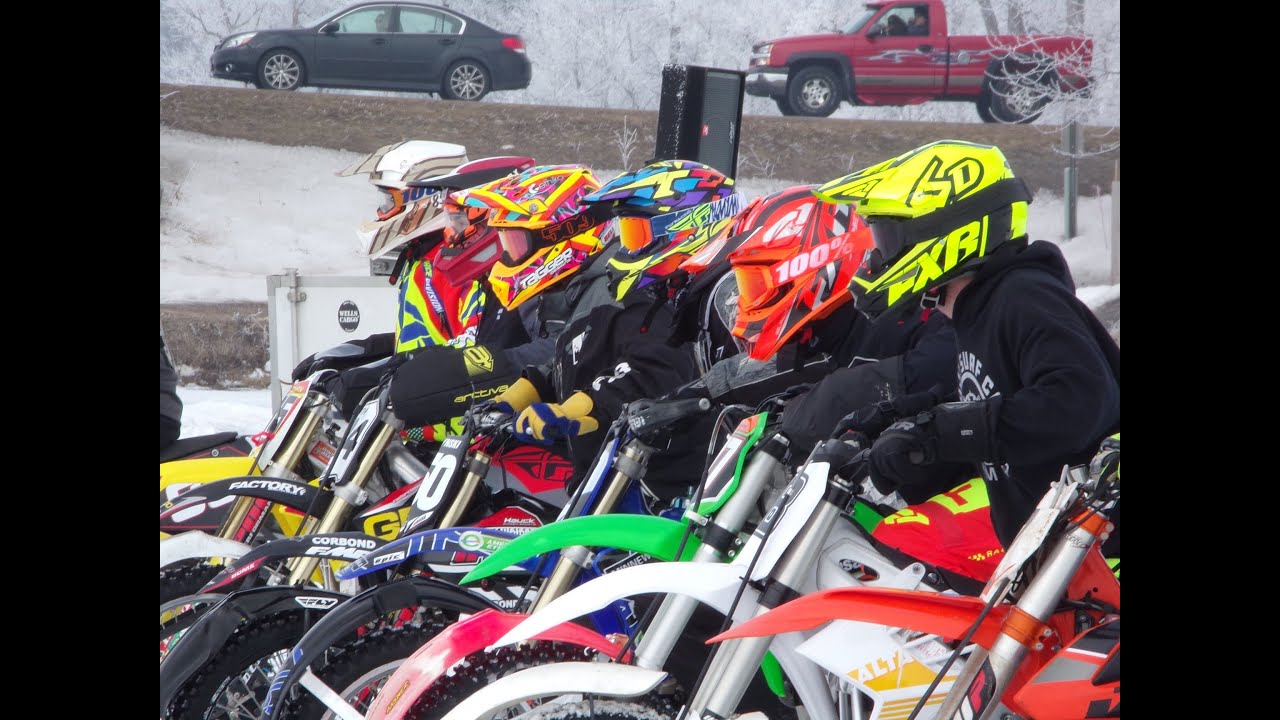 Dirt Bike Ice Racing CMIR Race 6 Bikes Bclass Eddie's on Grand YouTube