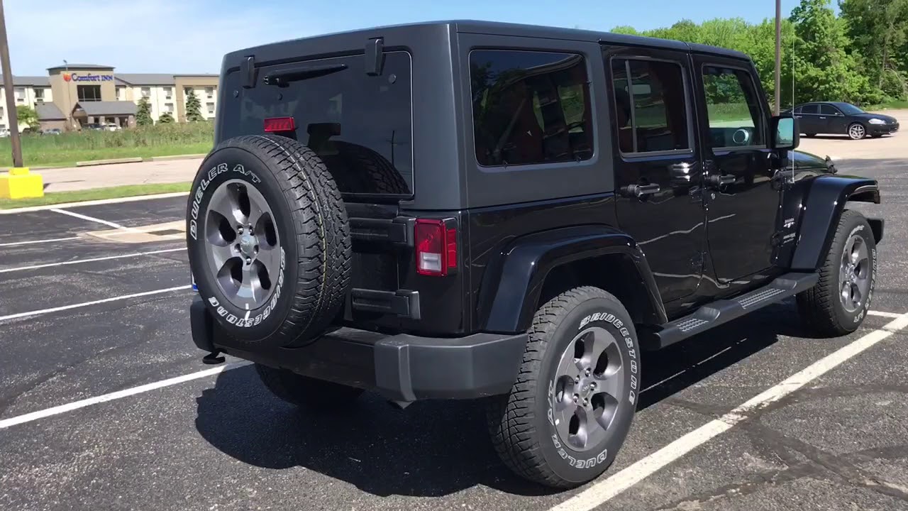 Jeep Wrangler SAHARA @ DTW Hertz - YouTube