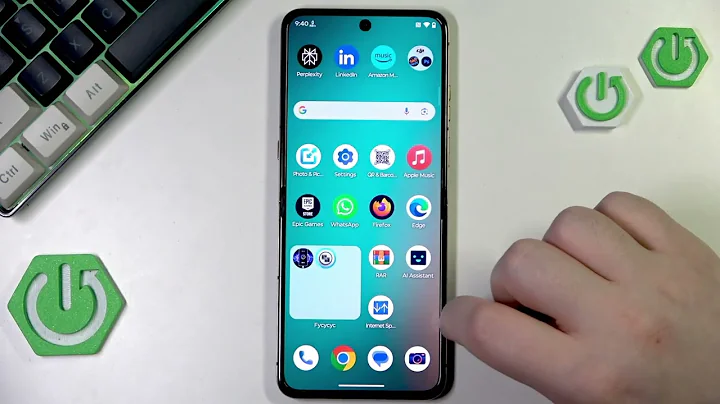 MOTOROLA RAZR 2025 – How to Enable or Disable App Drawer