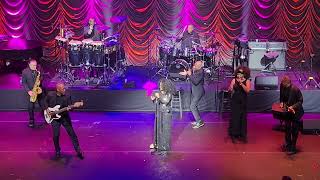 Diana Ross, I Will Survive ( + solos/intros), 2/27/24, ACL Live/Moody Theater, Austin, TX