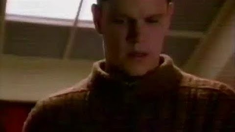 The Bourne Identity (2002) - DVD + VHS Spot 2