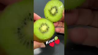 kiwi ? How to Eat shorts satisfying fruitcuttingfruit kiwi cutting youtubeshorts