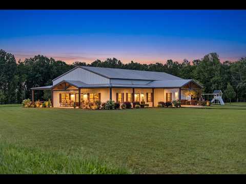 Inside a One-of-a-Kind Luxury Barndominium on 18 Acres | Dodge County, GA