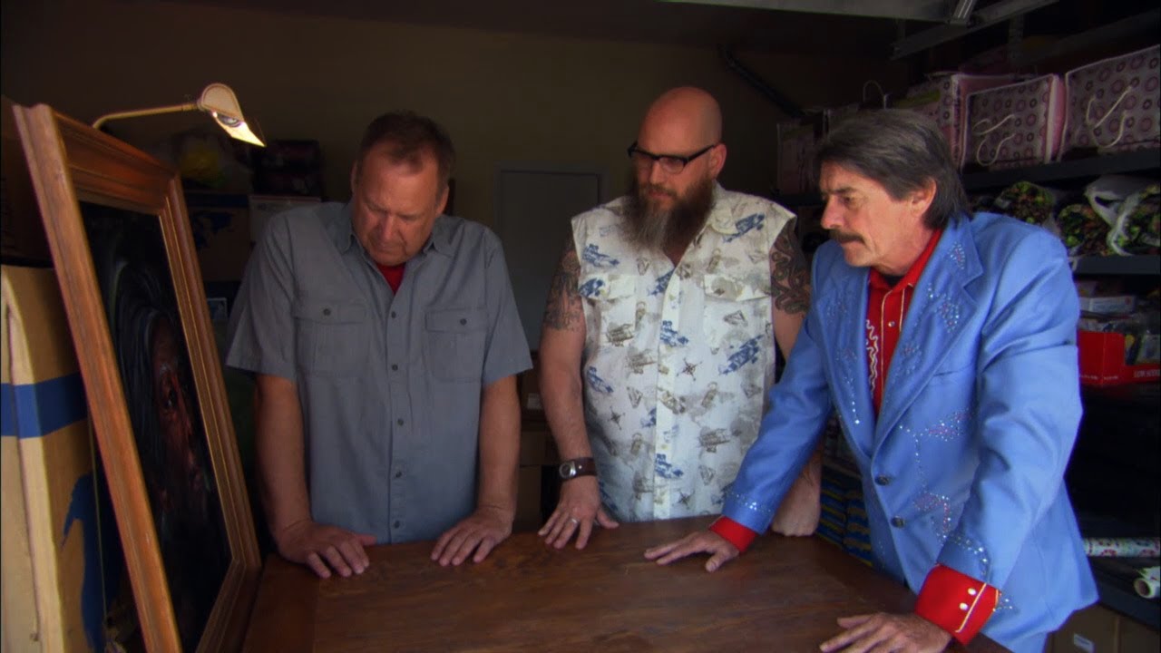 Thrift Hunters: Black Velvet