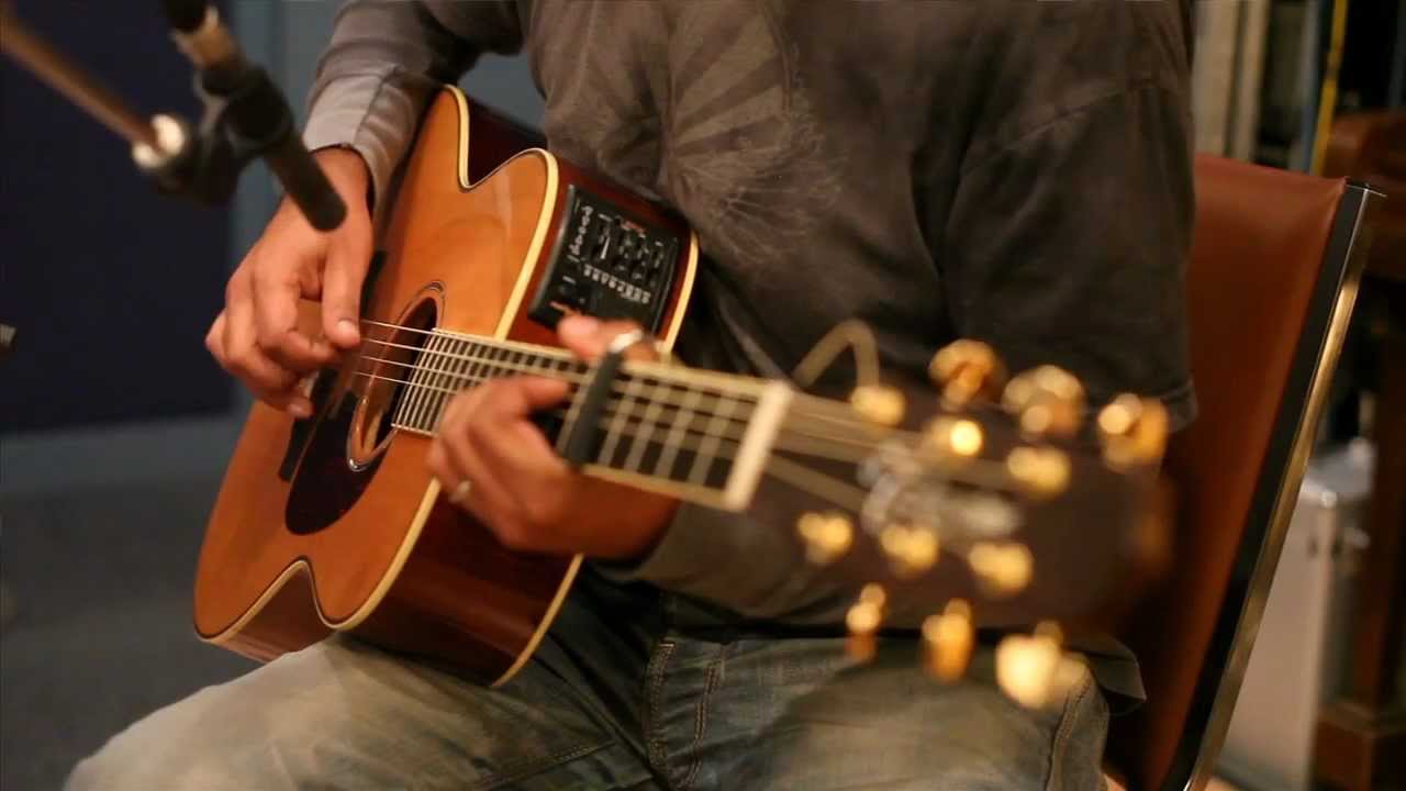 Just the Same' - Justin Hines - YouTube