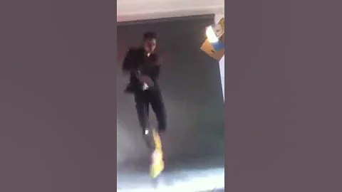 Jamaal Q. Singleton- 20 pose in 20 second